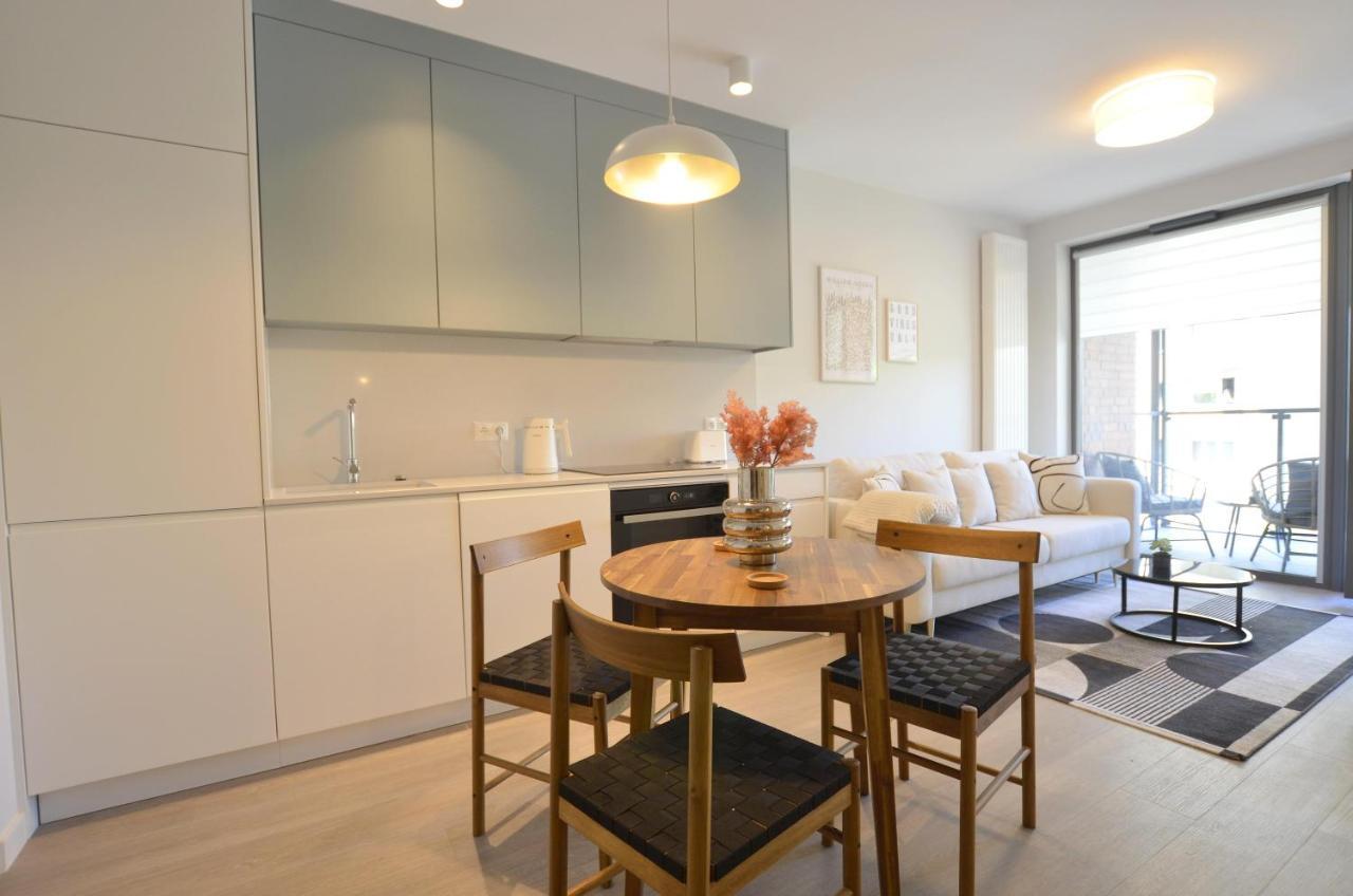 Green Estate Old Town Apartment, Private Parking, Balcony Danzica Esterno foto