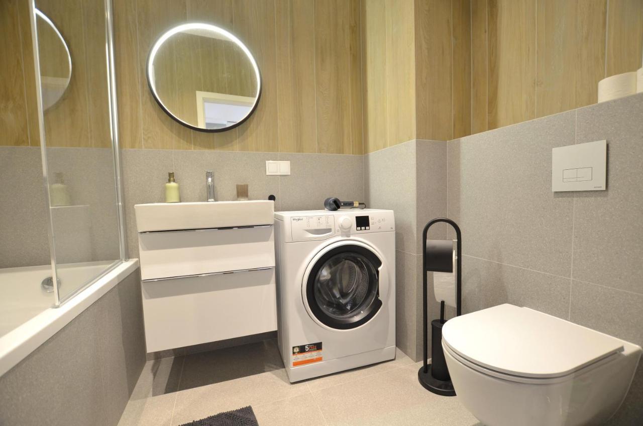 Green Estate Old Town Apartment, Private Parking, Balcony Danzica Esterno foto